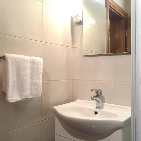 Semesterbostad Olive *