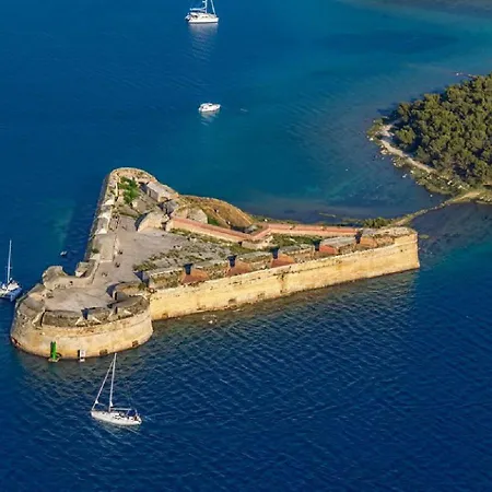 Ferienhaus Olive Šibenik