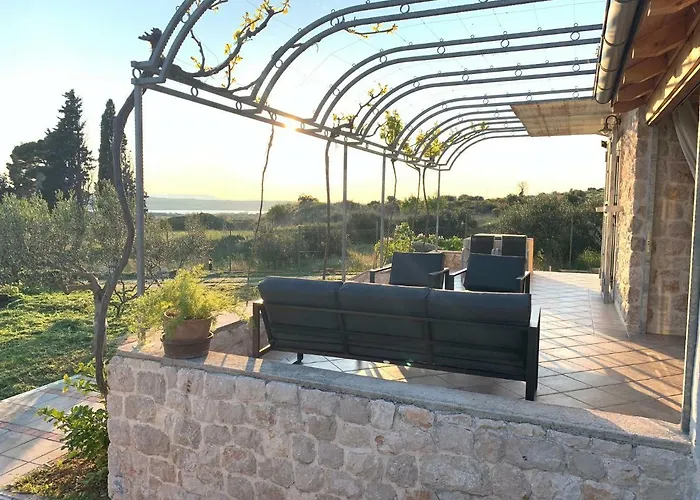 Olive Ferienhaus Šibenik